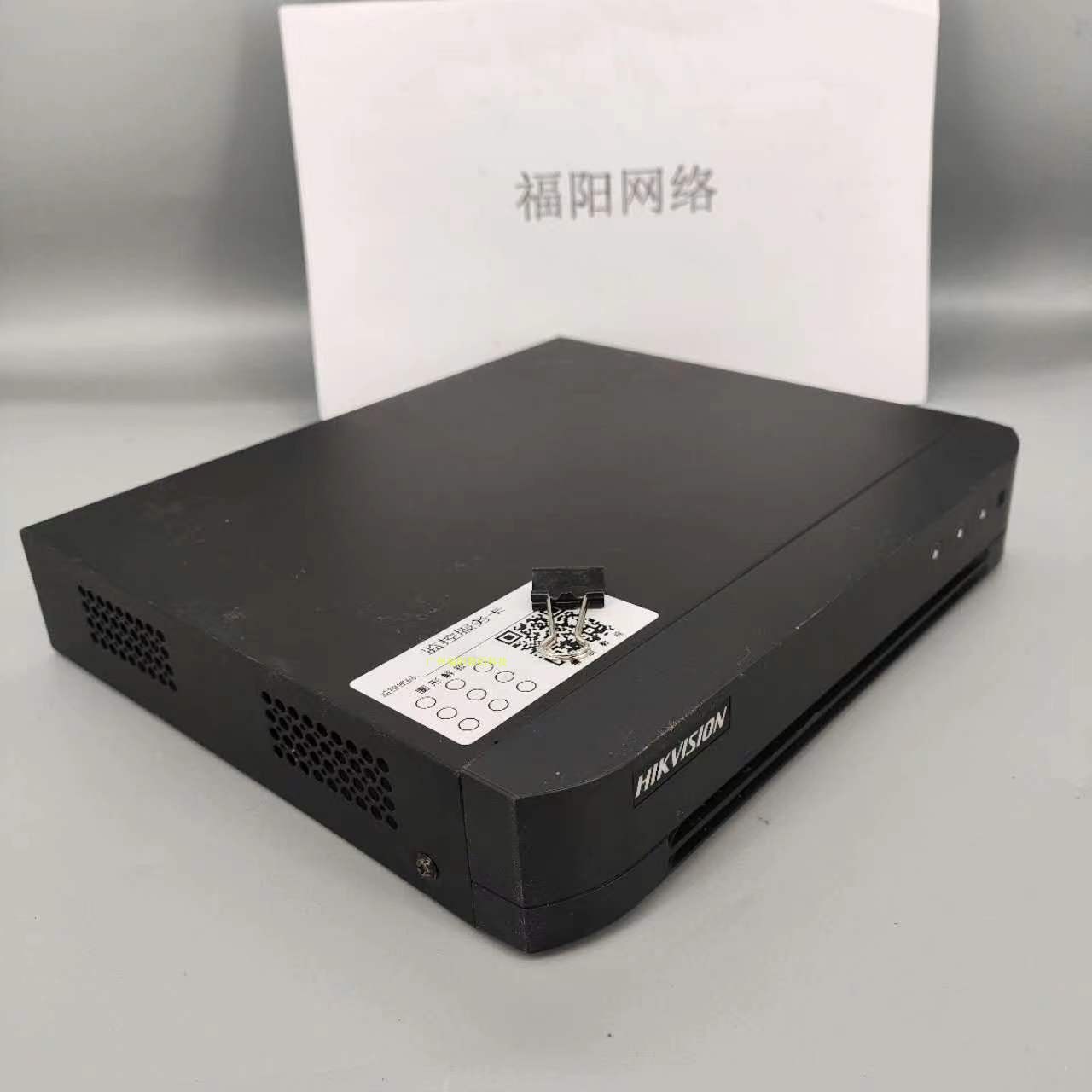 二手海康威视4/8/16路硬盘录像机混合高清监控主机DS-7804HQH-K1
