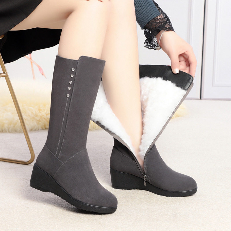 花花公子磨砂绒面长筒靴女冬加绒加厚真皮妈妈保暖秋冬款靴子软底