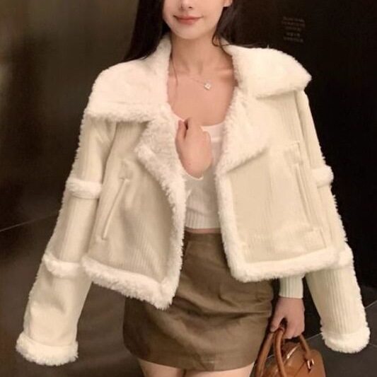 小香风白色羊羔毛外套女2025新款秋冬加绒加厚感小个子短上衣
