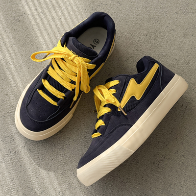 闪电鞋男款痞帅撞色板鞋2025秋冬休闲运动青少年潮流百搭学生鞋子