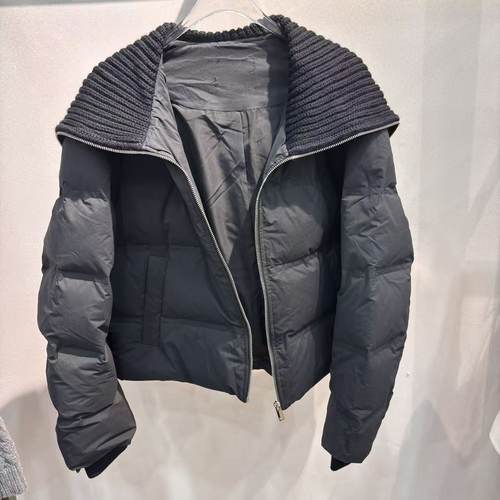 M安K冬装羊毛领短款黑色宽松羽绒服-剪三标-商标处有拆印介意慎拍