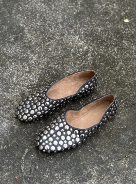 复古轻熟风手工铆钉圆头浅口平底单鞋百搭女鞋软底休闲时尚舒适