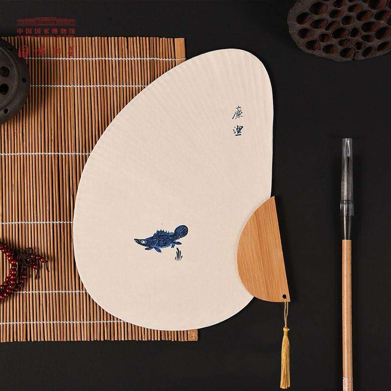 中国博物馆出水芙蓉手工宣纸扇礼物女复古扇子饰品博物馆闺蜜