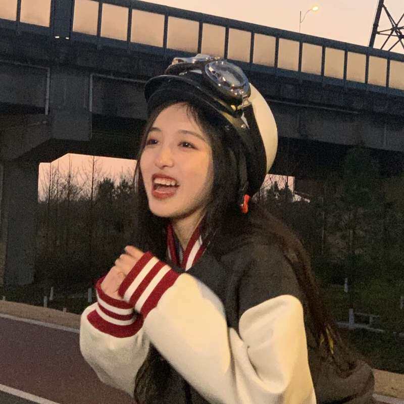 头盔情侣款一对电动车男女士四季通用全盔电瓶车防晒哈雷安全帽