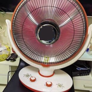 小太阳家用烤火炉器台式取暖器速热婴儿大号电热扇暗光省电电暖气