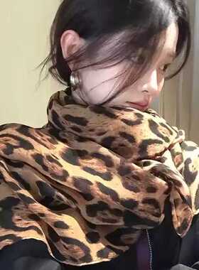 美式复古辣妹风豹纹围巾女高级感长条丝巾纱巾薄款纯欲风领巾围脖