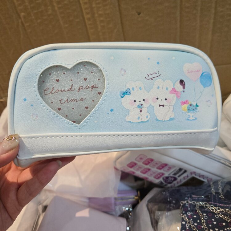 日单  霓虹古早爱心透明小窗兔兔图案可爱单层大容量笔袋文具袋