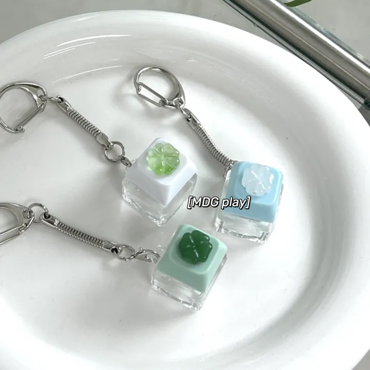 ins风简约小幸运发光钥匙扣