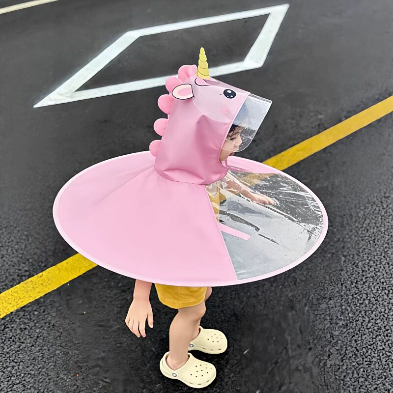 儿童飞碟雨衣独角兽斗篷式雨伞帽新款男女幼儿园小孩网红宝宝雨衣