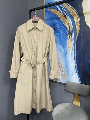 M卡其色薄款翻领有腰带风衣外套MAIATRC002