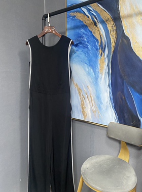 M黑色白条装饰砍袖后拉链连衣裤MA172JPS113