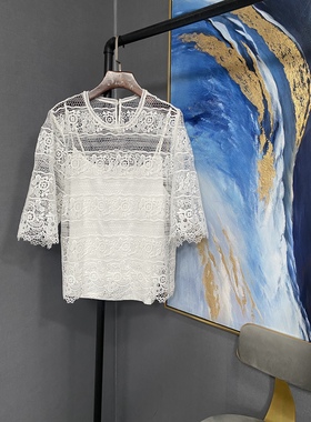 M白色蕾丝内搭吊带背心后领系扣套头中袖小衫MAI2TOP031