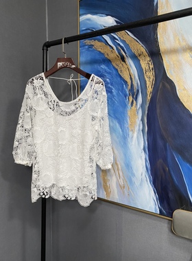 M白色蕾丝内含吊带前后大U领蕾丝小衫MBO2TOP05