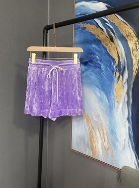 M紫色丝绒材质松紧腰短裤MA182SOT201