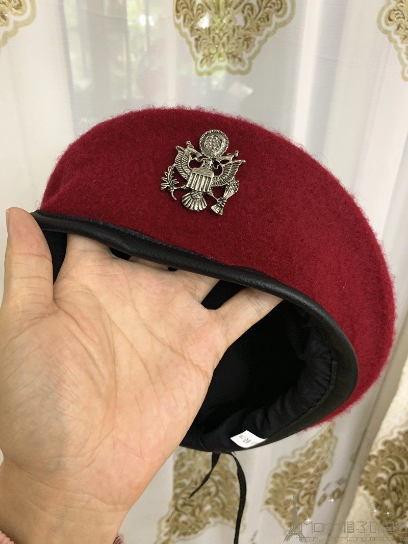 胡塞羊毛红色帽子 影视剧组舞台徽章贝雷帽 男女韩版潮帽学生活动