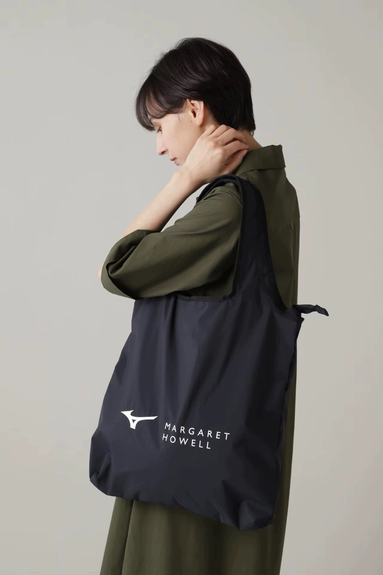 日本正品折扣25ss MARGARET HOWELL POLYESTER POPLIN 单肩手提包