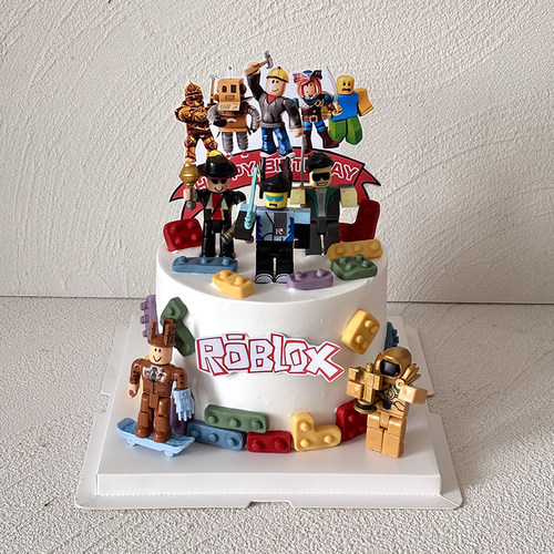Roblox虚拟世界蛋糕装饰