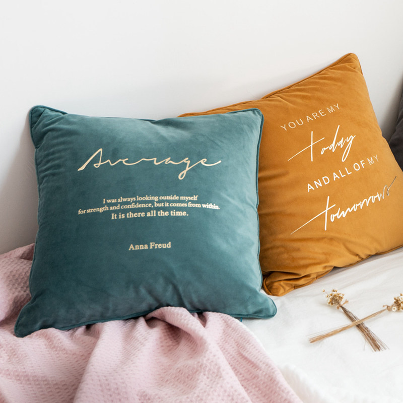 ins北欧轻奢天鹅绒丝绒烫金刺绣情书抱枕沙发靠垫椅子靠床头抱枕|ruв категории домашний ткань, подушка/подушка - от Buy2taobao.com для оказания профессиональной услуги покупки агента Taobao