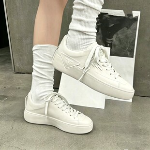 欧洲站2026秋季新款真皮做旧小白鞋女欧货系带休闲运动板鞋脏脏鞋