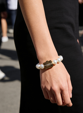 手链合集复古金色y流苏链条珍珠m红心g百搭气质新品d字母简约时尚