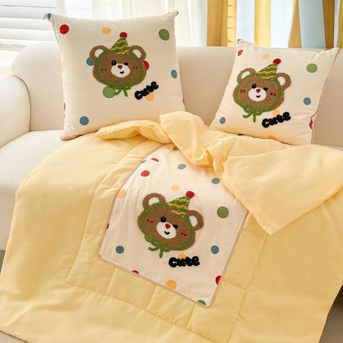 新款儿童幼儿园抱枕被子两用沙发靠垫毯办公室学生宿舍空调被春夏