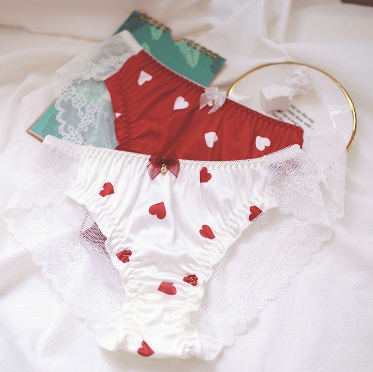 D爱心印花可爱中腰木耳边包臀牛奶丝日系甜美三角舒适内裤女棉裆,女士内衣/男士内衣/家居服,女三角裤,淘宝优惠券,粉丝福利购,淘宝优惠卷