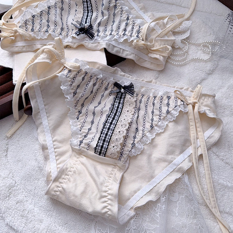 致爱丽丝·日系奶油治愈洛丽塔刺绣可爱性感系带少女纯欲三角内裤,女士内衣/男士内衣/家居服,女三角裤,淘宝优惠券,粉丝福利购,淘宝优惠卷