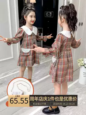Girls ' dresses autumn 2021 new spring and autumn middle and large children's western style plaid three or four-year-old girl doll collar skirt