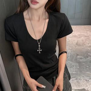 阿瑞斯穿搭馆1春夏季女装u领正肩高级感修身显瘦韩系上衣
