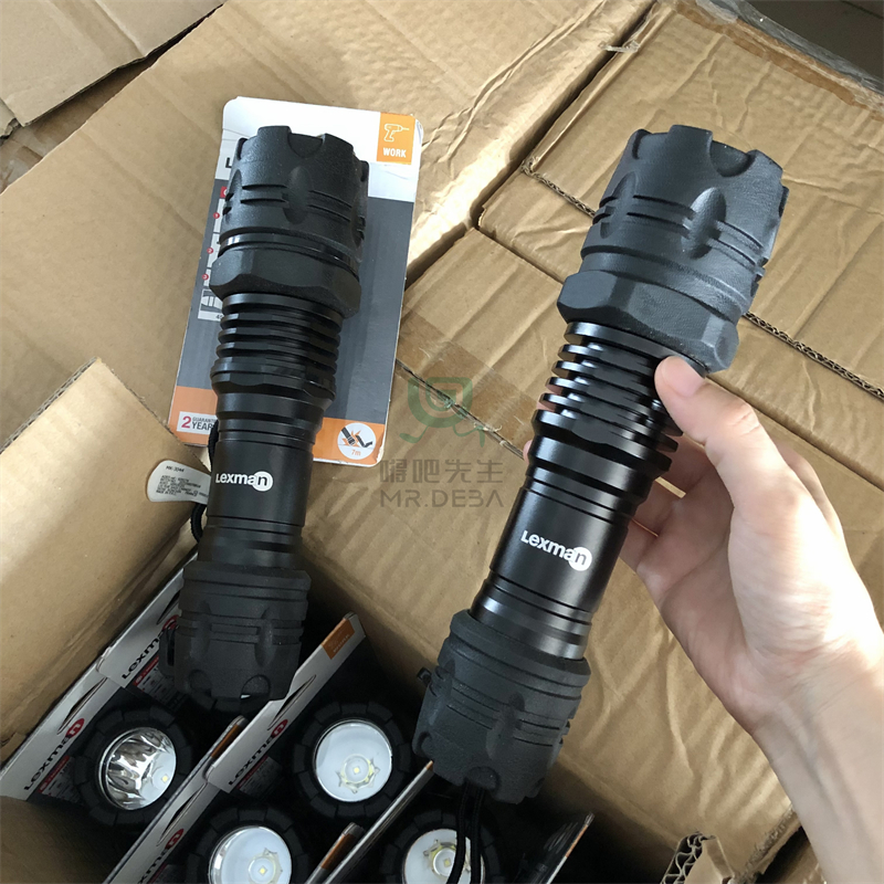 外单 便携户外7米抗摔3种模式强光LED家用防水手电筒