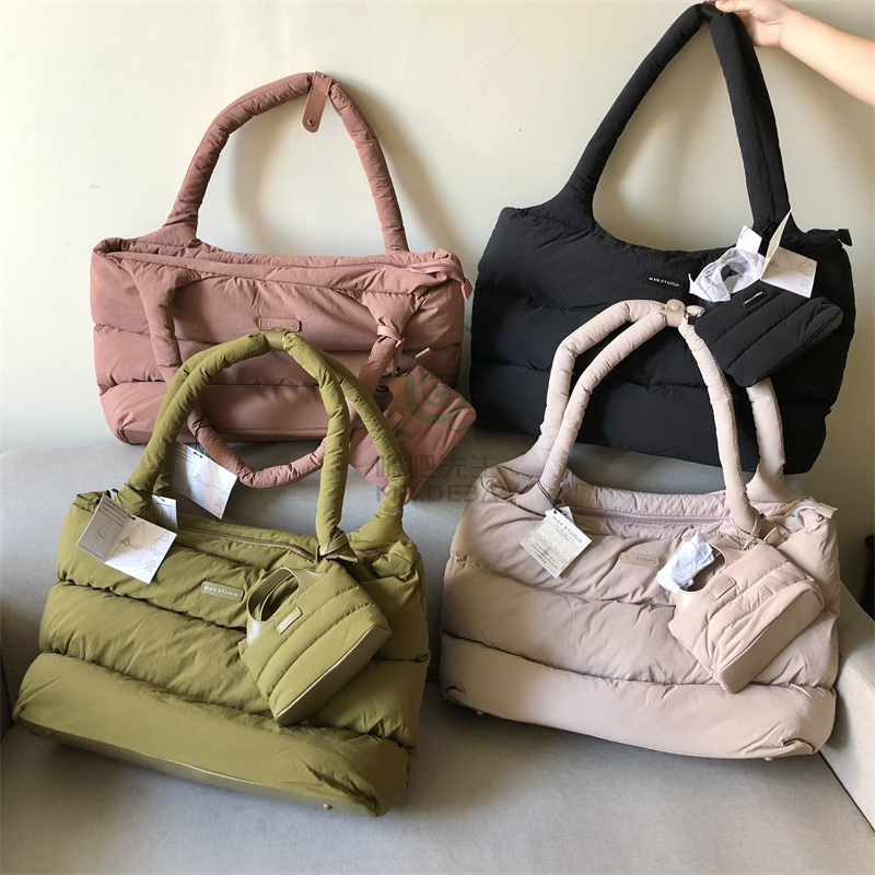 超大容量四色托特包夹棉秋冬单肩旅行李包