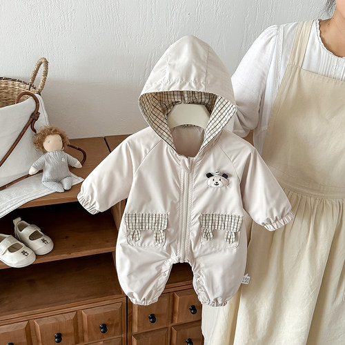 0-2岁婴儿连体衣男女宝连帽长袖春秋款爬服外出服洋气保暖哈衣