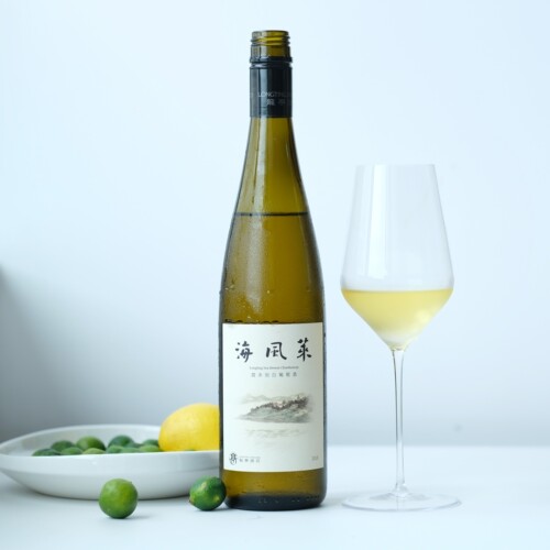 山东龙亭海风莱霞多丽干白葡萄酒
