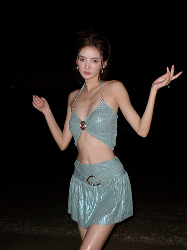 omom比基尼温泉沙滩度假