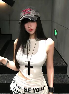 复古暗黑y2k亚文化木质十字架项链男女小七项链十字架项链万圣节