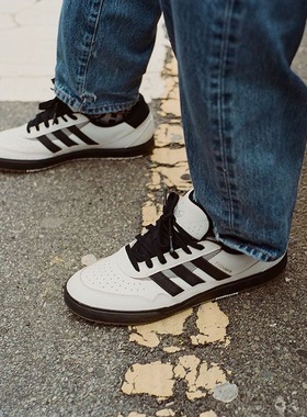 Adidas阿迪达斯TYSHAWN II男女款经典复古低帮耐磨休闲板鞋IF9712