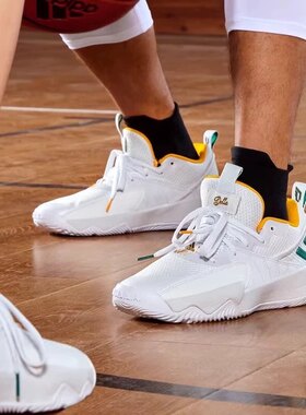 Adidas阿迪达斯男子篮球鞋