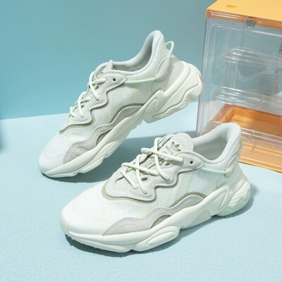 Adidas阿迪达斯情侣跑步鞋