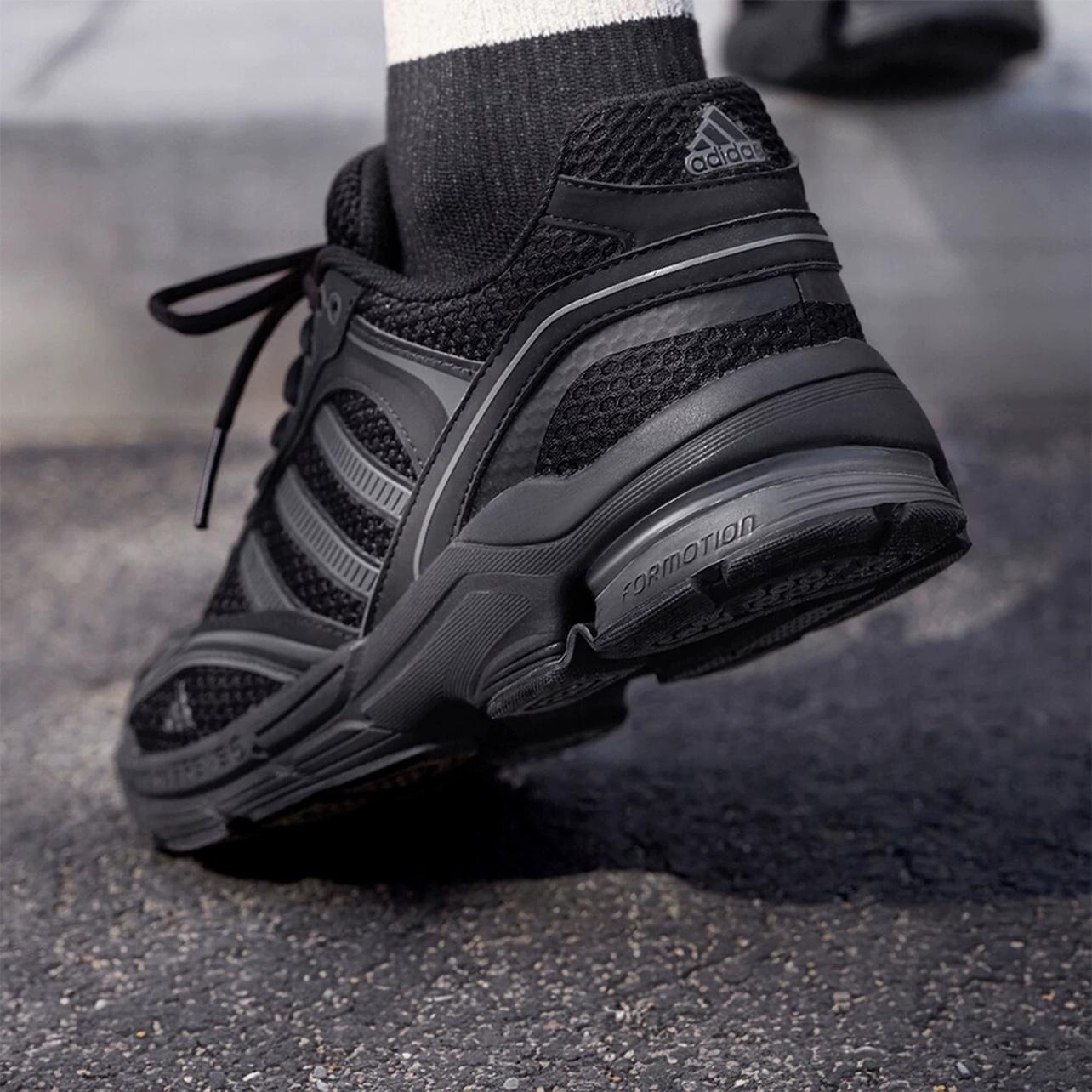 Adidas阿迪達(dá)斯SPIRITAIN 2.0耐磨休閑減震透氣運(yùn)動(dòng)跑步鞋IF3768