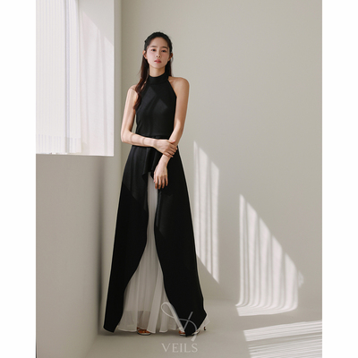 Veils黑白两件套挂脖小礼服