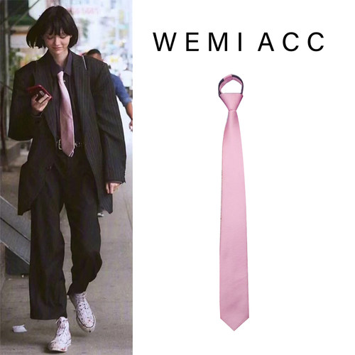 俄罗斯model同款街拍领带