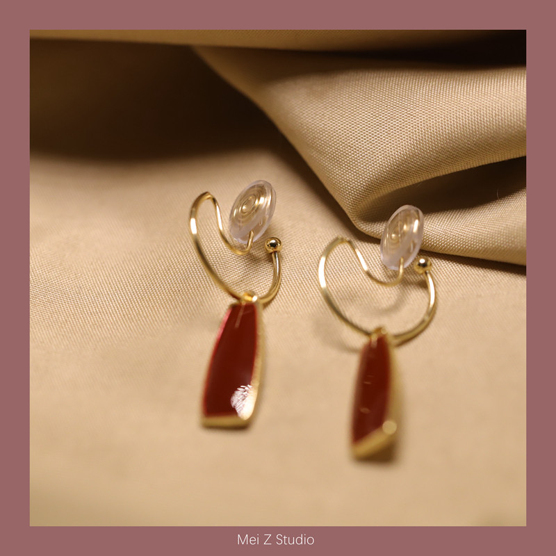 复古法式适合圆脸戴的耳环红色蚊香盘耳夹无耳洞女显白耳钉气质,饰品/流行首饰/时尚饰品新,耳夹,淘宝优惠券,粉丝福利购,淘宝优惠卷