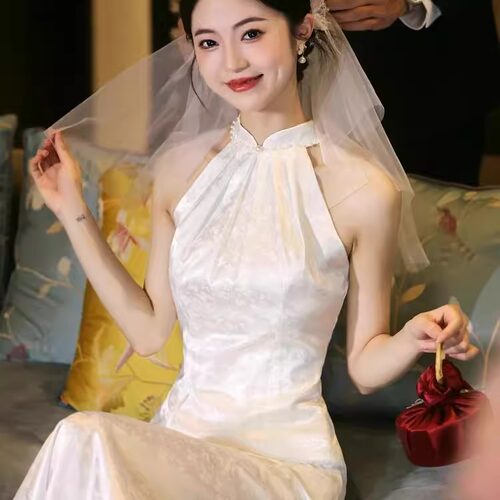 挂脖旗袍2026新款领证登记订婚服