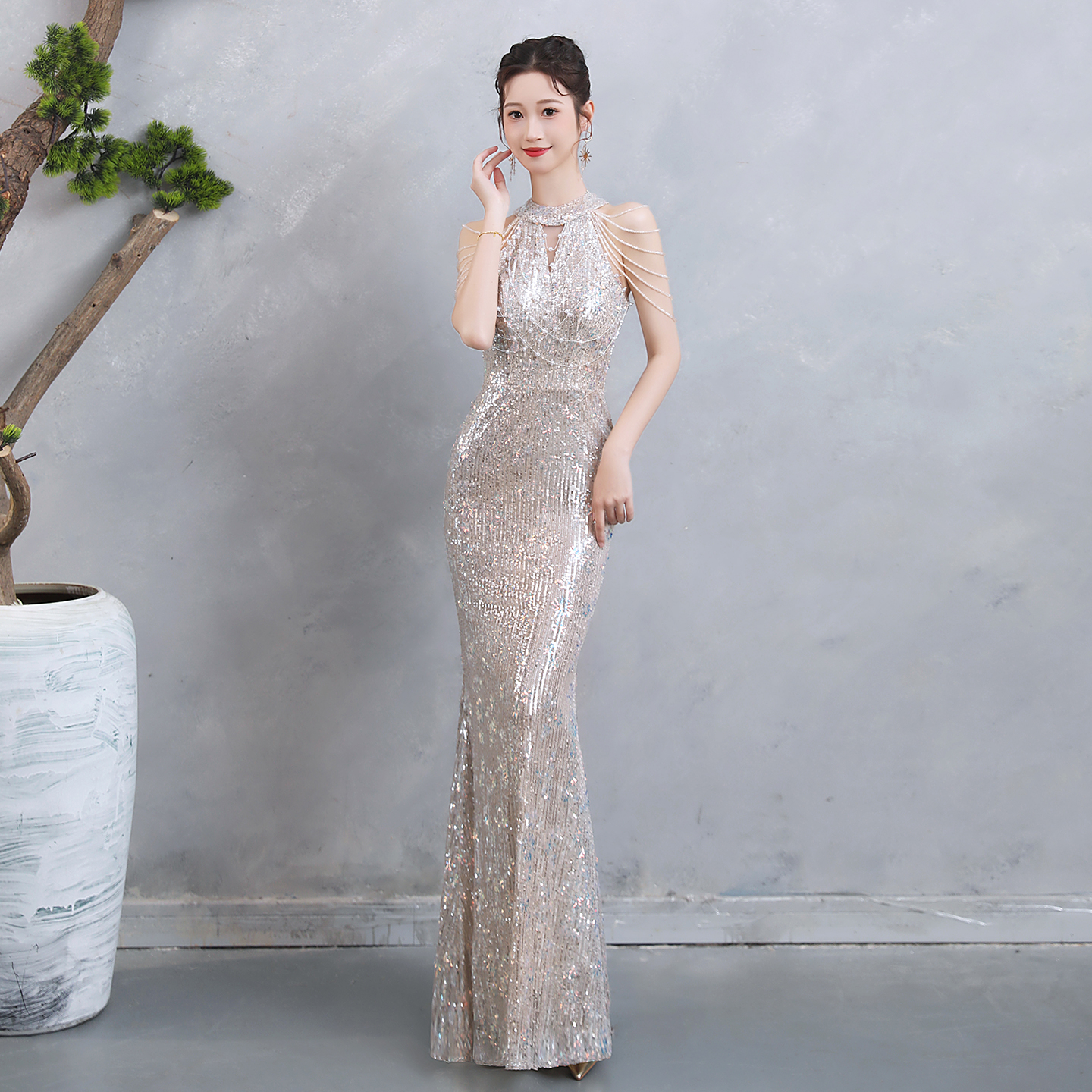 高端法式鱼尾亮片晚礼服裙女高级感2025新款宴年会主持人轻奢小众