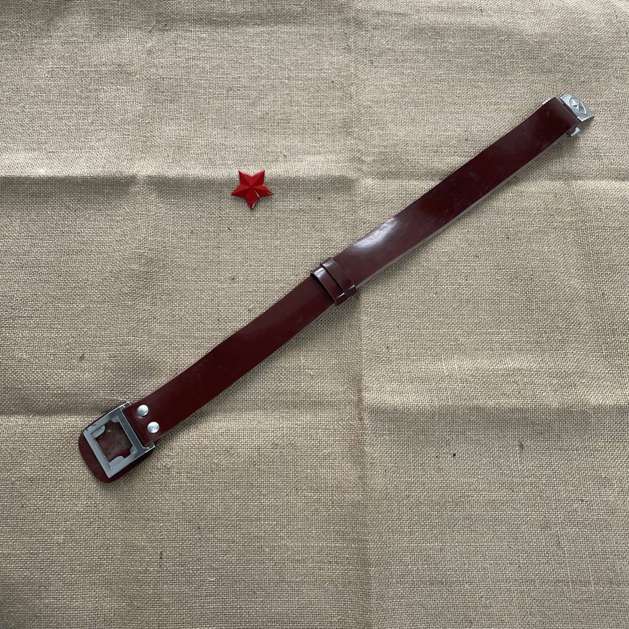 公发原品老货武款87式腰带90年代人造革外腰带老枣红色革军迷收藏
