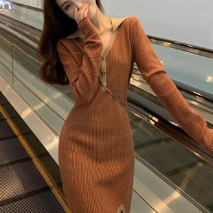 针织打底连衣裙女秋冬2025年新款长袖感气质修身小香风包臀裙