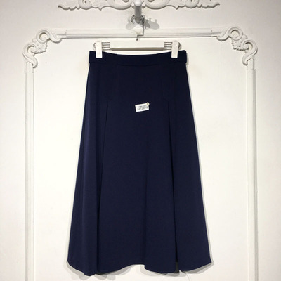 VE系列 8272S018 时尚半身裙品牌女装折扣颦