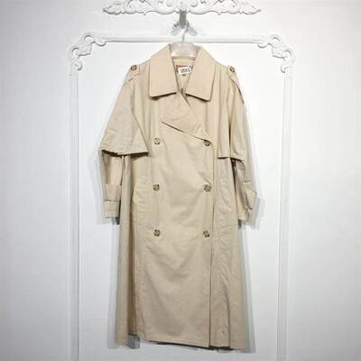 卡QY系列 8082S078 时尚风衣外套品牌女装折扣颦薪