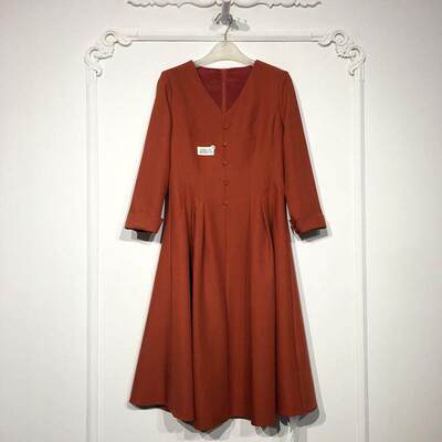 睿KB系列 8234S014 时尚连衣裙品牌女装折扣颦薪