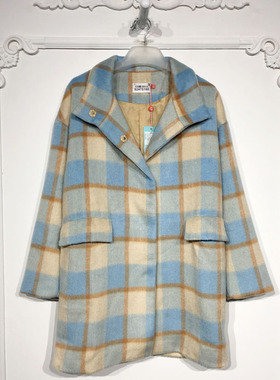 UGC系列 8247S168 时尚毛呢外套品牌女装折扣颦薪